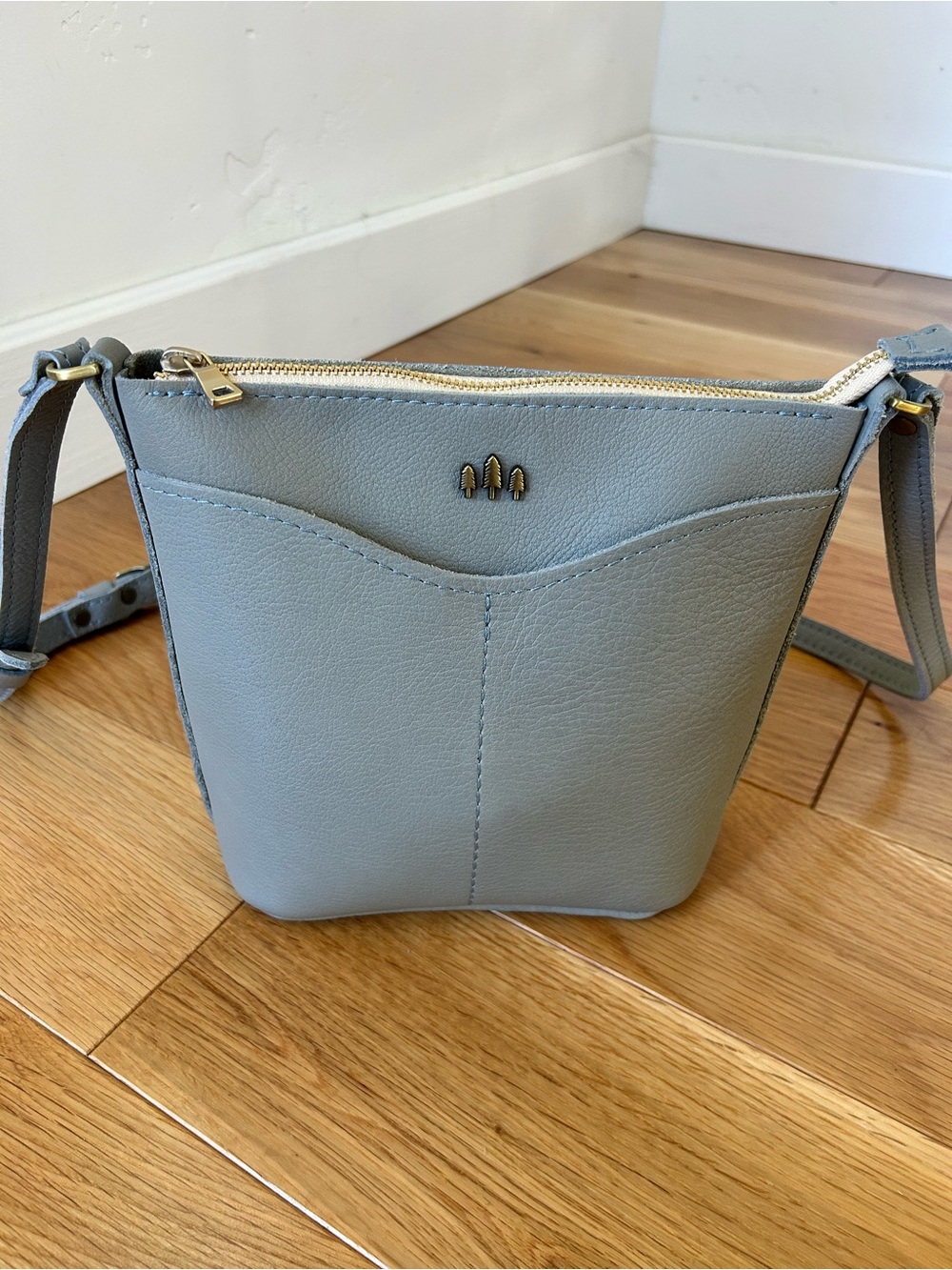 Portland leather nimbus cypress